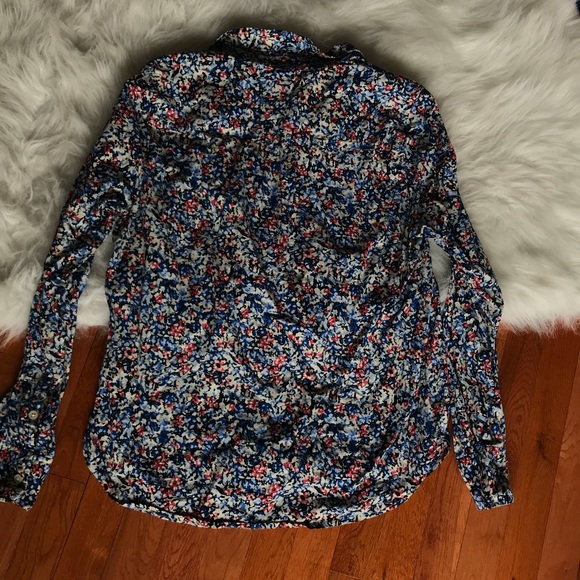 J . Crew bottom down floral shirt long sleeve - Picture 3 of 4